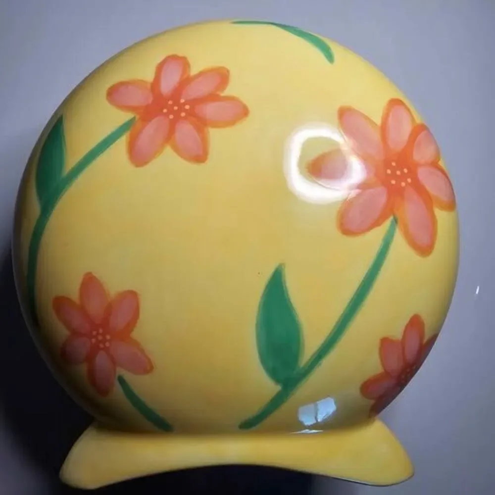Darling 2004 Avon Luau Flowers Ceramic Floral Napkin Holder